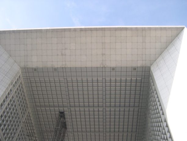  la Grande Arche vue d'en bas
